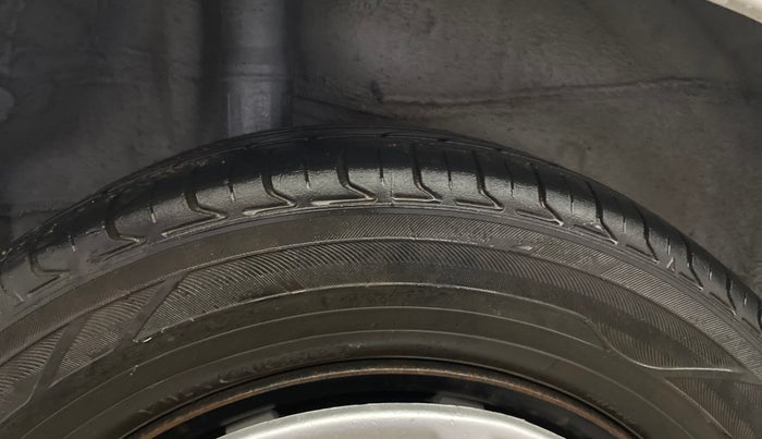 2017 Honda Jazz 1.2L I-VTEC SV, Petrol, Manual, 78,379 km, Right Rear Tyre Tread