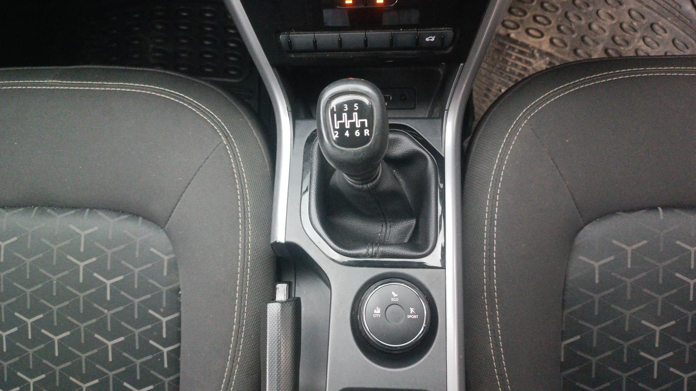 2022 Tata NEXON XM PETROL, Petrol, Manual, 34,404 km, Gear Lever