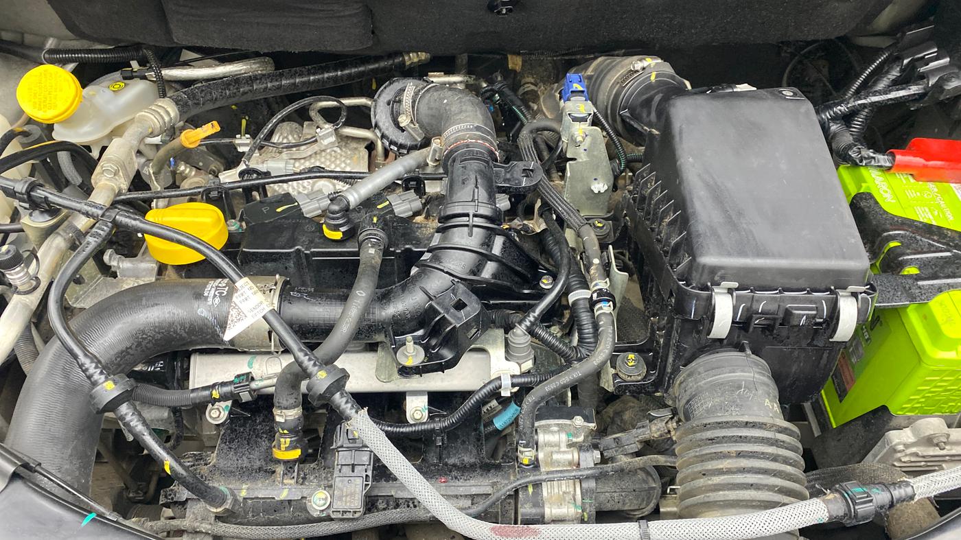 2022 Renault Kiger RXZ TURBO CVT, Petrol, Automatic, 20,319 km, Engine View