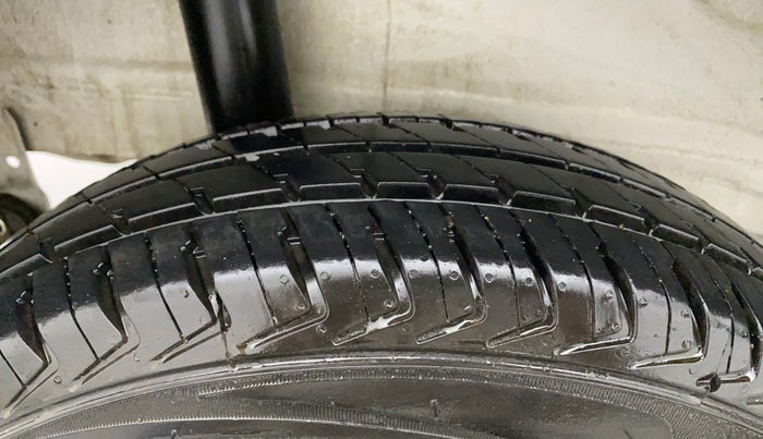 2023 Maruti Alto K10 VXI CNG, CNG, Manual, 13,396 km, Right Rear Tyre Tread