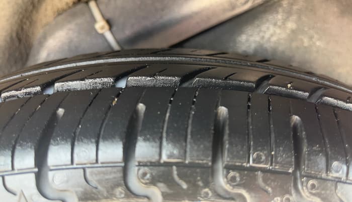 2012 Hyundai i10 MAGNA 1.2, Petrol, Manual, 79,706 km, Left Rear Tyre Tread