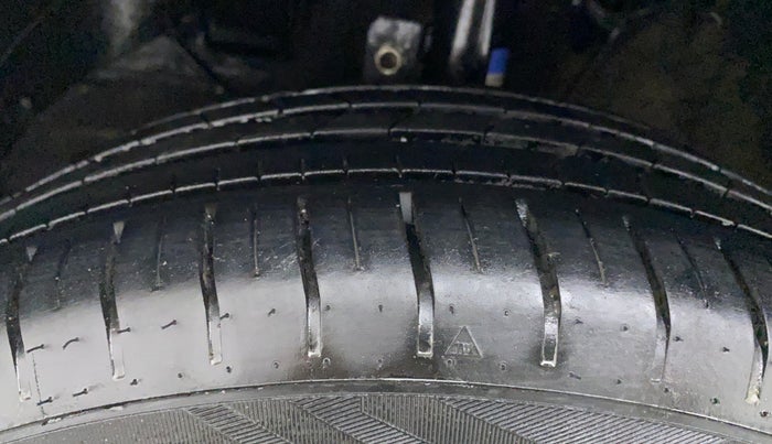 2017 Maruti Baleno ALPHA PETROL 1.2, Petrol, Manual, 42,170 km, Left Front Tyre Tread