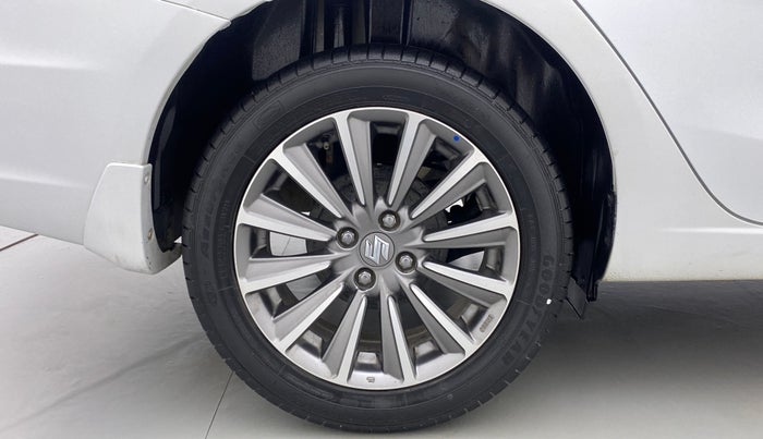 2018 Maruti Ciaz ALPHA 1.5 SHVS PETROL, Petrol, Manual, 36,809 km, Right Rear Wheel