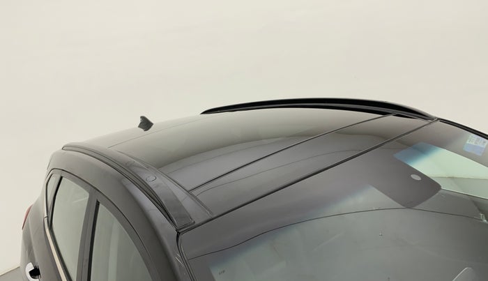 2021 Hyundai Tucson GLS 2WD AT PETROL, Petrol, Automatic, 77,364 km, Roof