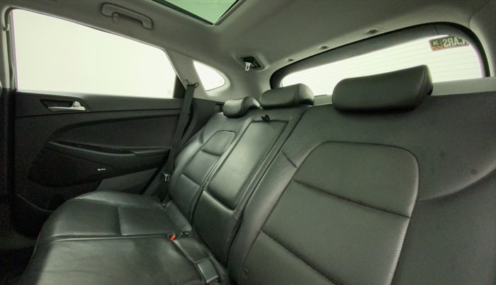 2021 Hyundai Tucson GLS 2WD AT PETROL, Petrol, Automatic, 77,364 km, Right Side Rear Door Cabin