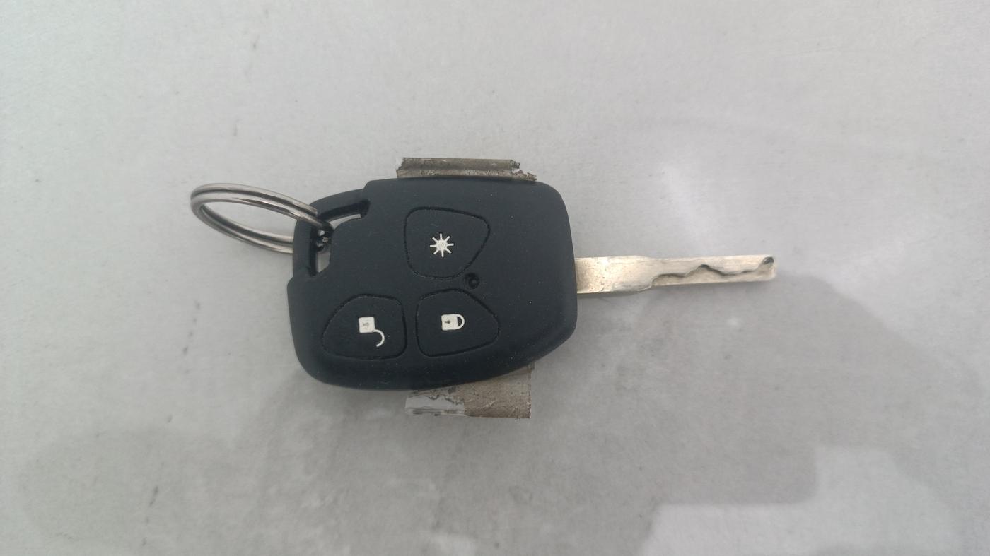 2016 Mahindra NUVOSPORT N8 AMT, Diesel, Automatic, 56,522 km, Key Close Up