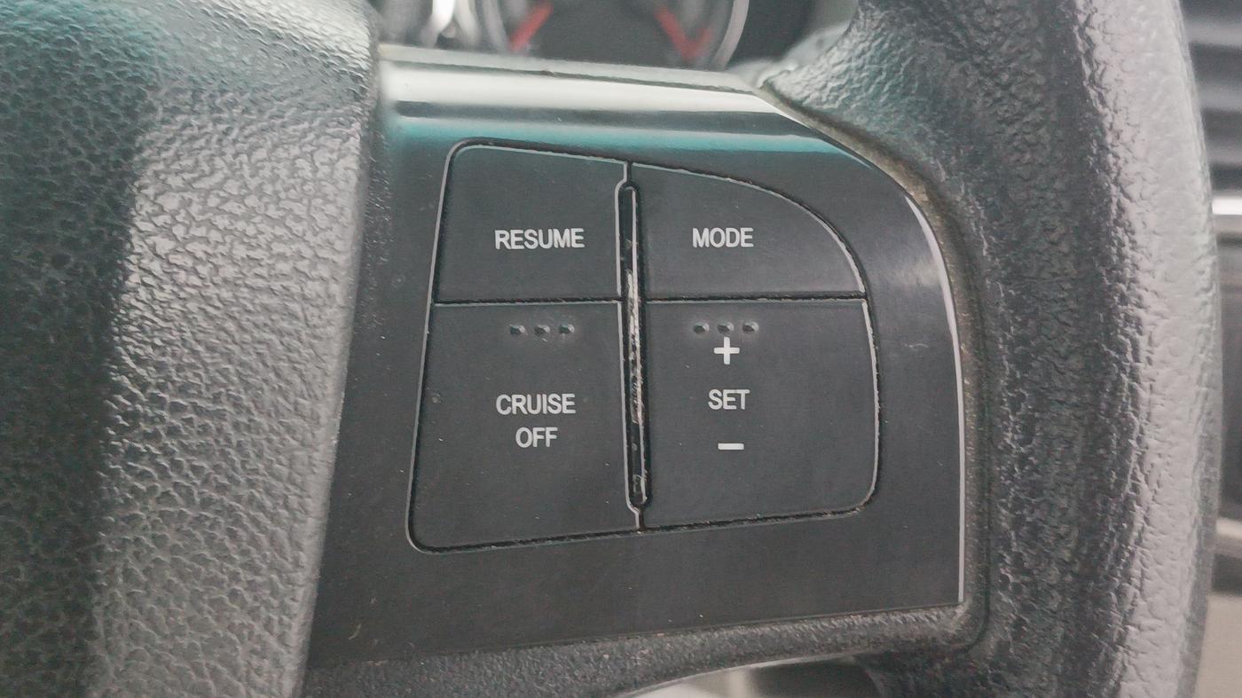 2016 Mahindra NUVOSPORT N8 AMT, Diesel, Automatic, 56,522 km, Adaptive Cruise Control