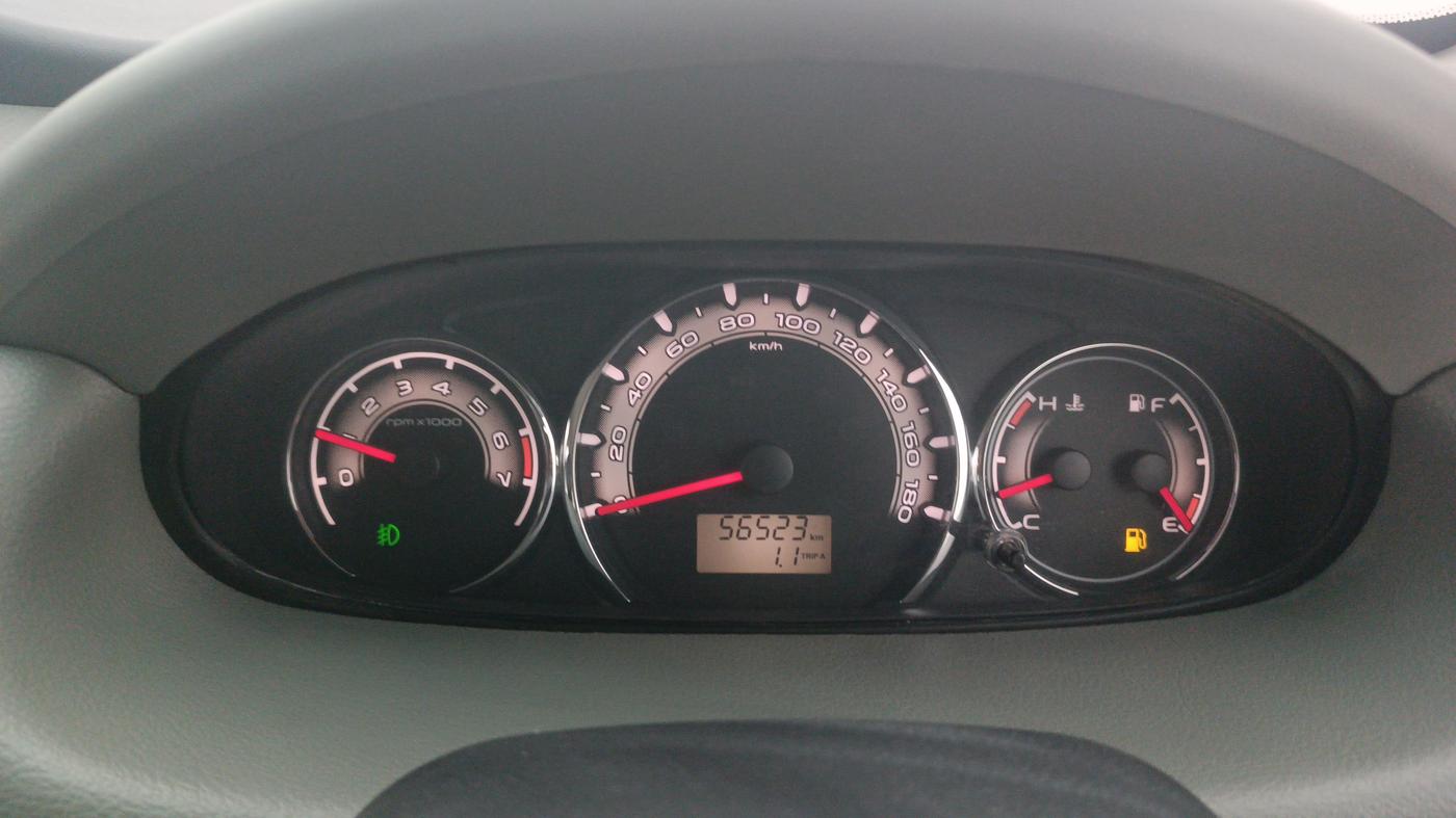 2016 Mahindra NUVOSPORT N8 AMT, Diesel, Automatic, 56,522 km, Odometer Image