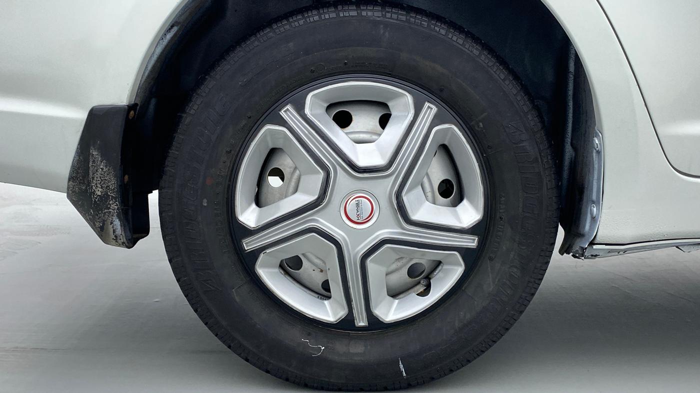 2012 Maruti Swift Dzire LDI BS IV, Diesel, Manual, 46,799 km, Right Rear Wheel