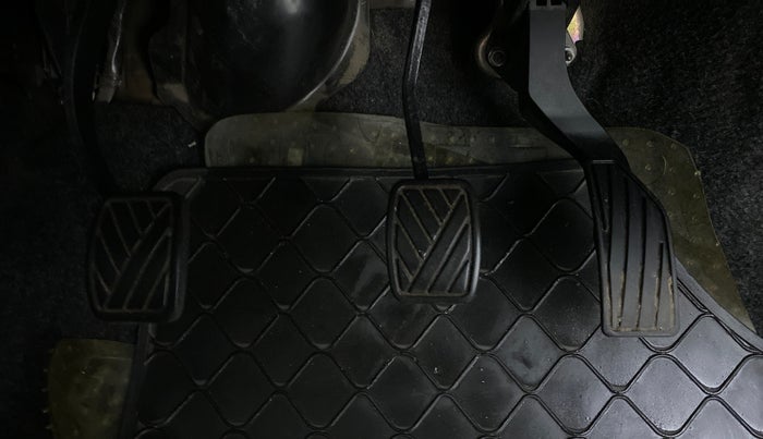 2012 Maruti Swift Dzire LDI BS IV, Diesel, Manual, 46,799 km, Pedals