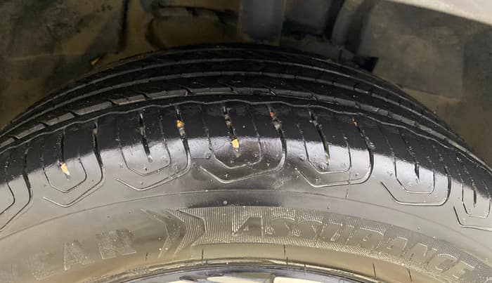 2023 Tata NEXON CREATIVE + 1.2 PETROL, Petrol, Manual, 33,449 km, Right Front Tyre Tread
