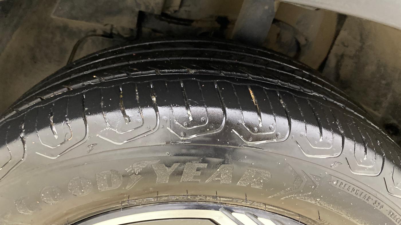 2023 Tata NEXON CREATIVE + 1.2 PETROL, Petrol, Manual, 33,449 km, Left Front Tyre Tread