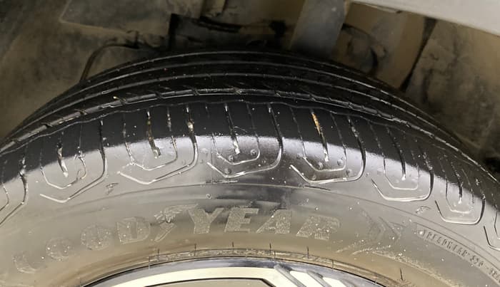 2023 Tata NEXON CREATIVE + 1.2 PETROL, Petrol, Manual, 33,449 km, Left Front Tyre Tread