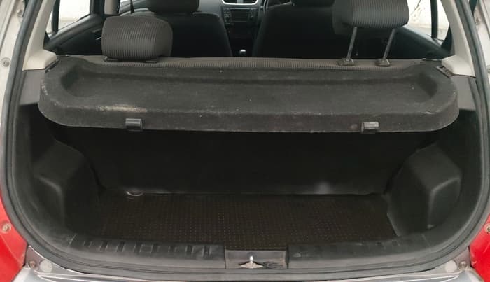 2013 Maruti Swift ZXI, Petrol, Manual, 60,904 km, Boot Inside