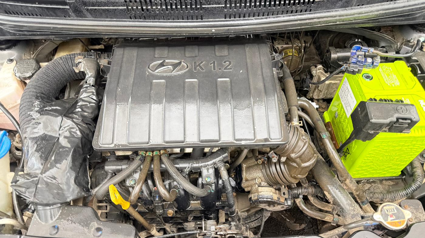 2022 Hyundai AURA S 1.2 CNG, CNG, Manual, 70,843 km, Engine View