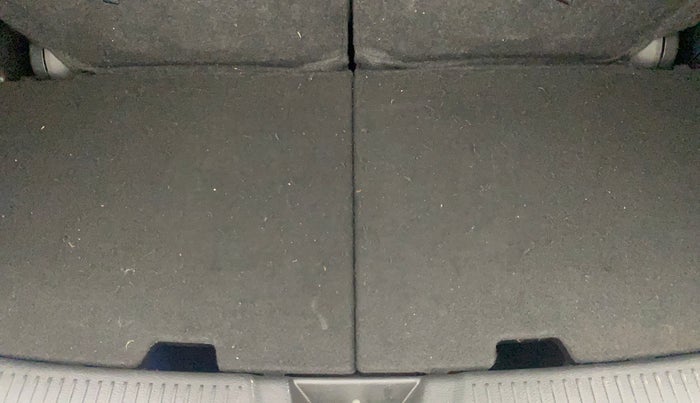 2024 Maruti XL6 ZETA AT, Petrol, Automatic, 9,643 km, Boot Inside