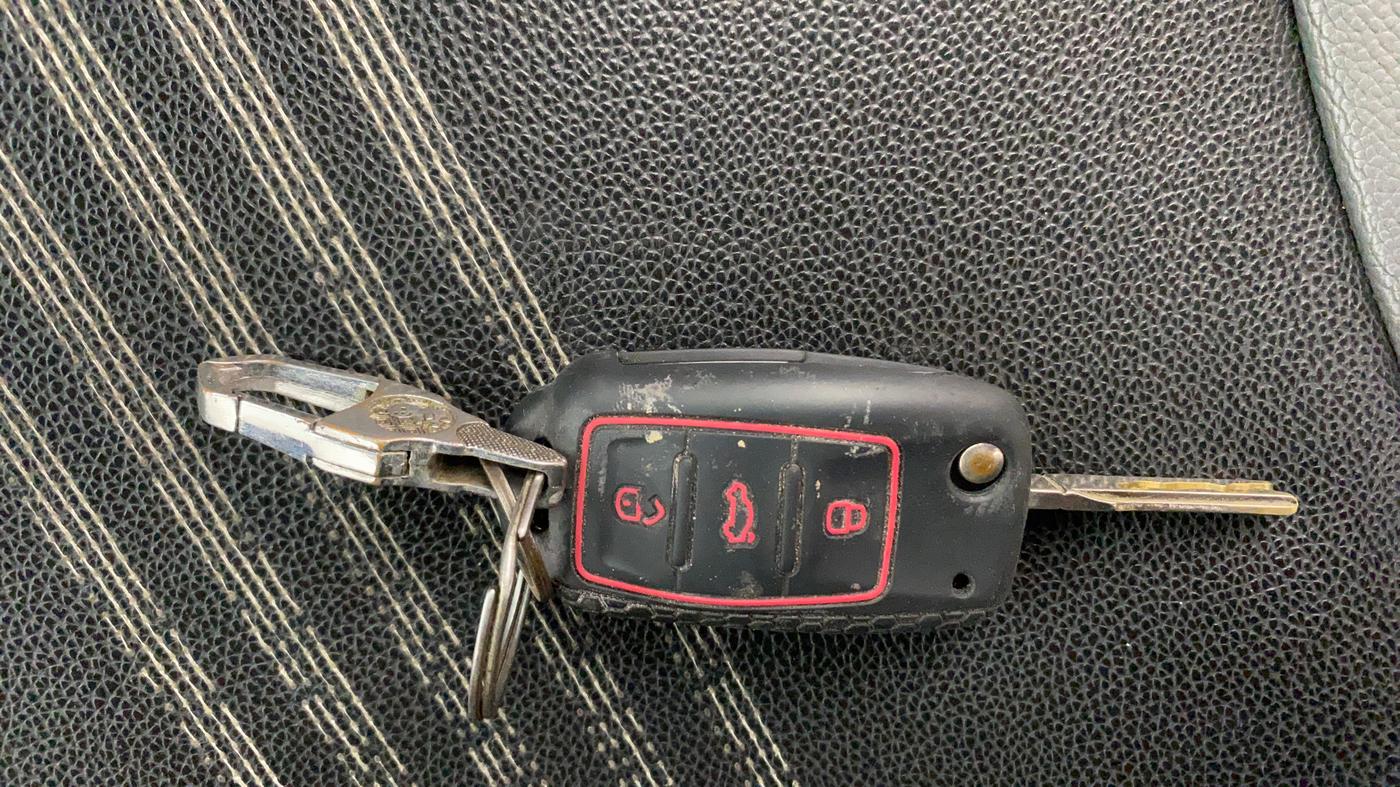 2019 Skoda Rapid STYLE 1.6 MPI AT, Petrol, Automatic, 79,104 km, Key Close Up