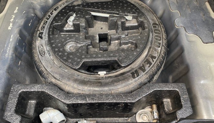 2019 Maruti Ciaz ALPHA 1.5 SHVS PETROL, CNG, Manual, 47,590 km, Spare Tyre