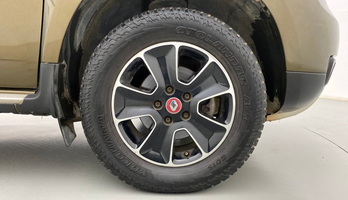 2016 Renault Duster RXZ 110 4WD, Diesel, Manual, 80,833 km, Right Front Wheel