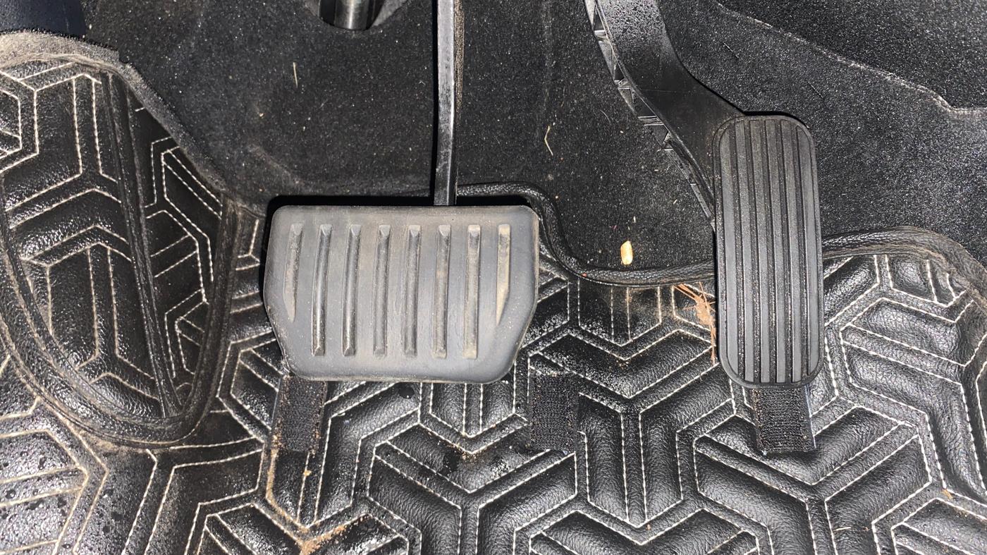 2023 Tata Harrier XZA PLUS O DARK EDITION, Diesel, Automatic, 12,576 km, Pedals