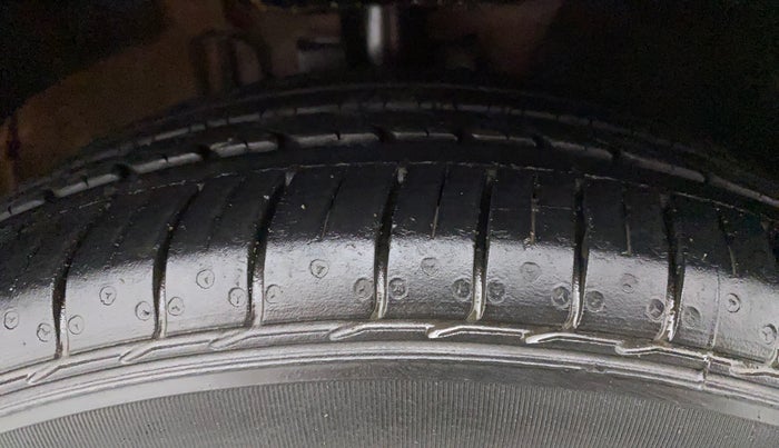 2020 Volkswagen Polo 1.0 GT TSI AT, Petrol, Automatic, 39,632 km, Right Front Tyre Tread