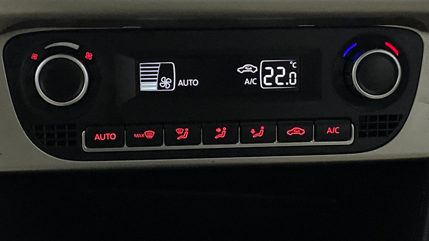 2015 Volkswagen Polo HIGHLINE1.2L PETROL, Petrol, Manual, 85,512 km, Automatic Climate Control