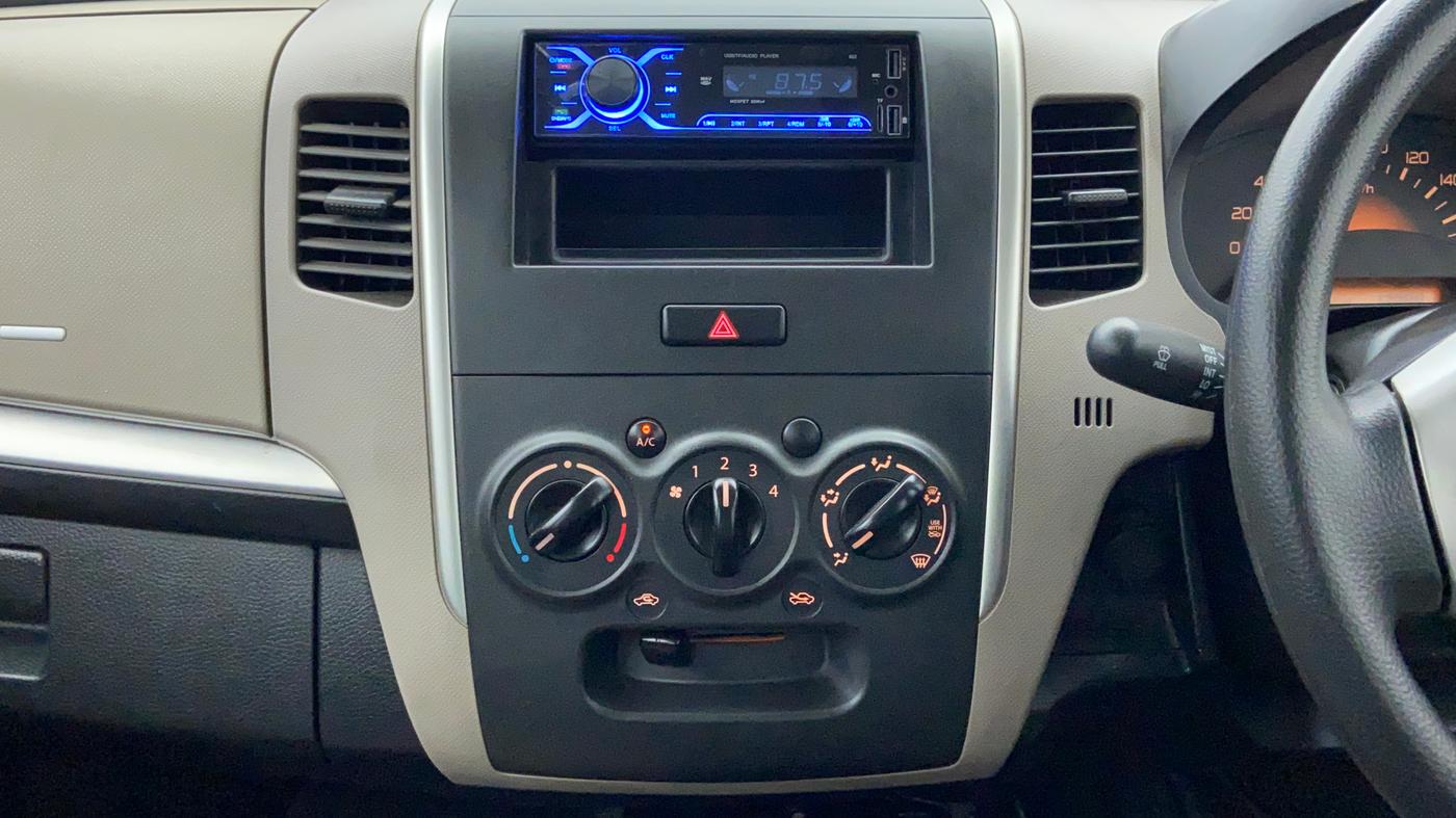 2013 Maruti Wagon R 1.0 LXI, Petrol, Manual, 13,989 km, Air Conditioner