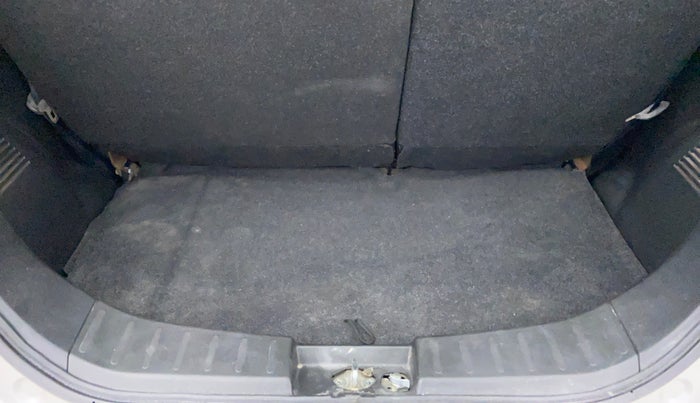 2013 Maruti Wagon R 1.0 LXI, Petrol, Manual, 13,989 km, Boot Inside View