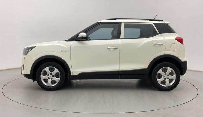 2019 Mahindra XUV300 W6 1.2 PETROL, Petrol, Manual, 40,899 km, Left Side