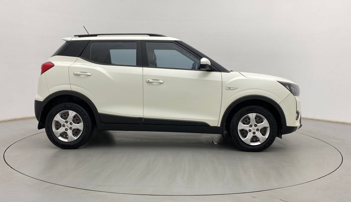 2019 Mahindra XUV300 W6 1.2 PETROL, Petrol, Manual, 40,899 km, Right Side View