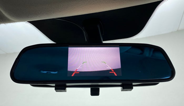 2019 Mahindra XUV300 W6 1.2 PETROL, Petrol, Manual, 40,899 km, Parking Camera