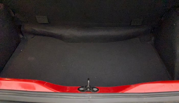 2023 Tata PUNCH CREATIVE AMT 1.2 RTN DUAL TONE, Petrol, Automatic, 12,032 km, Boot Inside