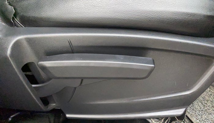 2023 Tata PUNCH CREATIVE AMT 1.2 RTN DUAL TONE, Petrol, Automatic, 12,032 km, Driver Side Adjustment Panel