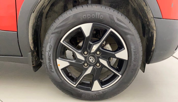 2023 Tata PUNCH CREATIVE AMT 1.2 RTN DUAL TONE, Petrol, Automatic, 12,032 km, Right Front Wheel