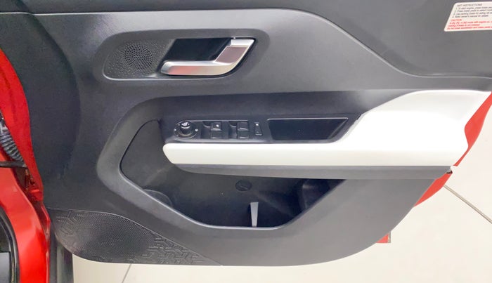 2023 Tata PUNCH CREATIVE AMT 1.2 RTN DUAL TONE, Petrol, Automatic, 12,032 km, Driver Side Door Panels Control