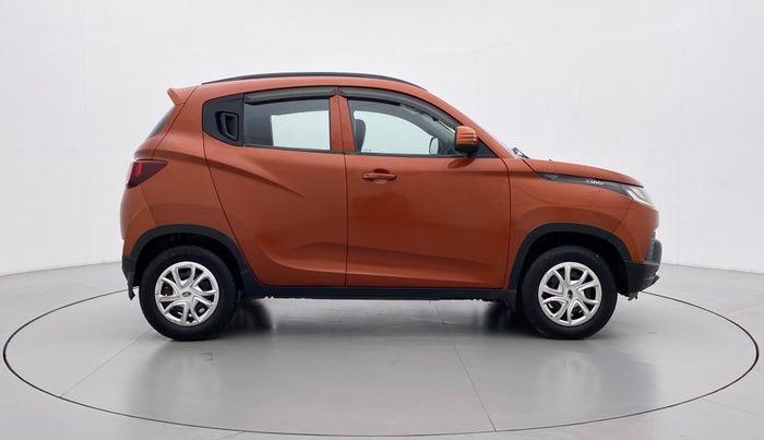 2017 Mahindra Kuv100 K4 6 STR, CNG, Manual, 58,450 km, Right Side View