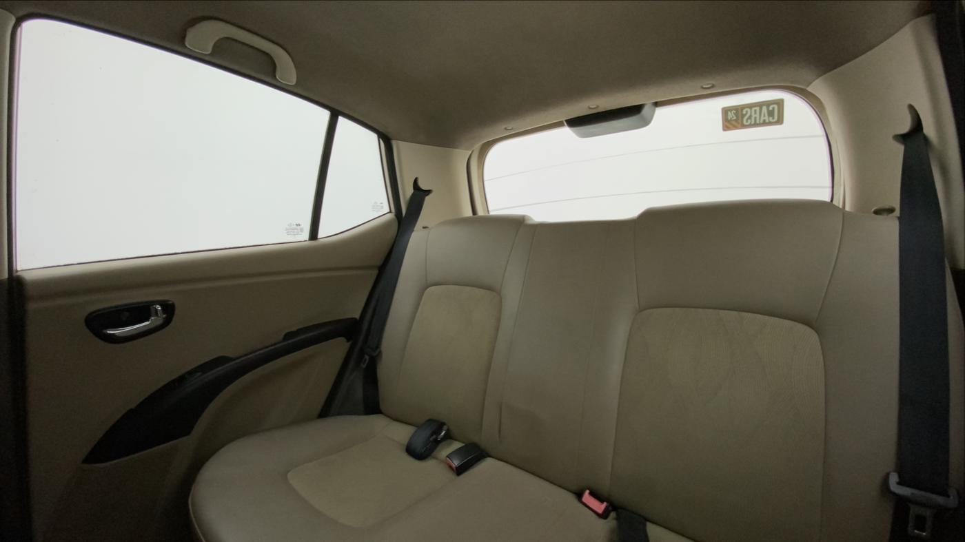 2010 Hyundai i10 MAGNA 1.1, Petrol, Manual, 44,757 km, Right Side Rear Door Cabin