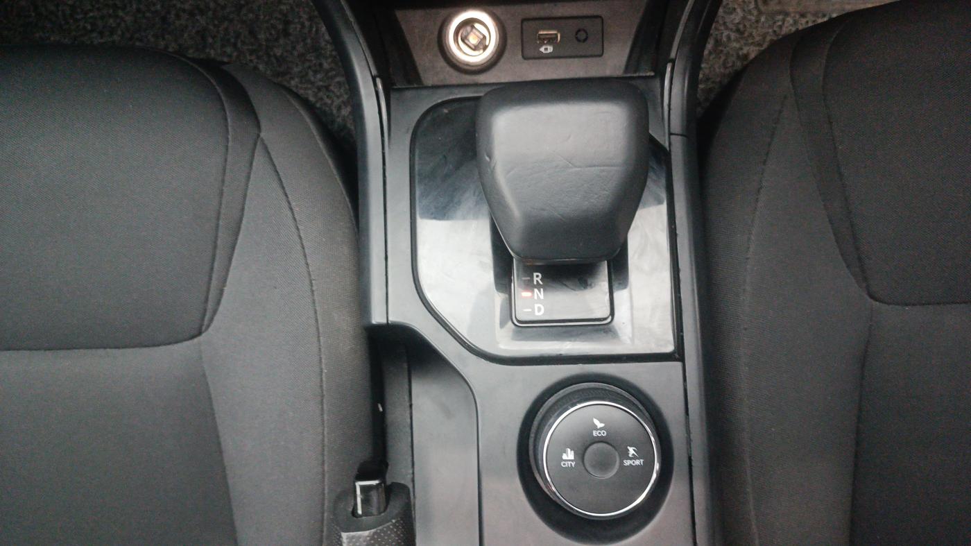 2024 Tata NEXON Smart Plus 1.2 Revotron 6 AMT, Petrol, Automatic, 5,811 km, Gear Lever