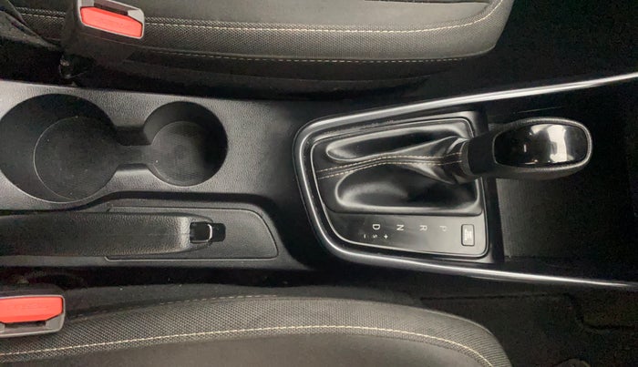 2023 Hyundai NEW I20 SPORTZ 1.2 IVT, Petrol, Automatic, 33,014 km, Gear Lever