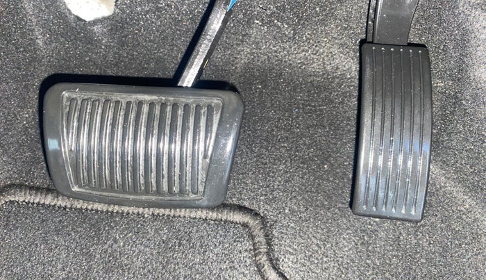 2023 Hyundai NEW I20 SPORTZ 1.2 IVT, Petrol, Automatic, 33,014 km, Pedals