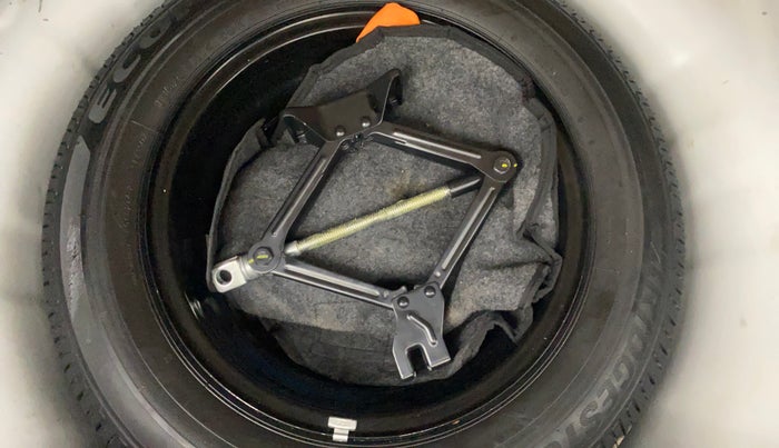 2023 Hyundai NEW I20 SPORTZ 1.2 IVT, Petrol, Automatic, 33,014 km, Spare Tyre