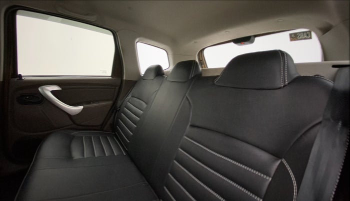 2017 Renault Duster RXE PETROL, Petrol, Manual, 68,233 km, Right Side Rear Door Cabin
