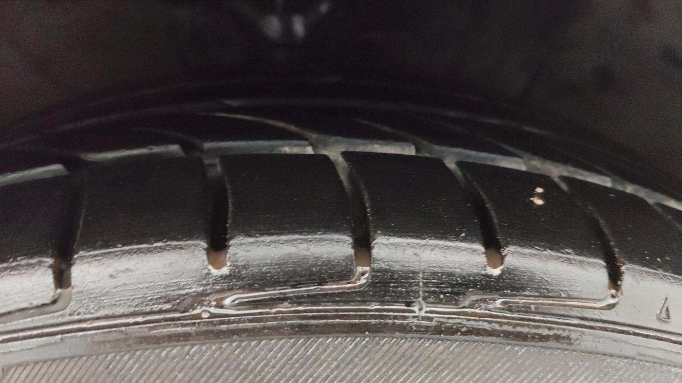 2017 Hyundai New Elantra 2.0 SX(O) AT PETROL, Petrol, Automatic, 93,662 km, Right Front Tyre Tread