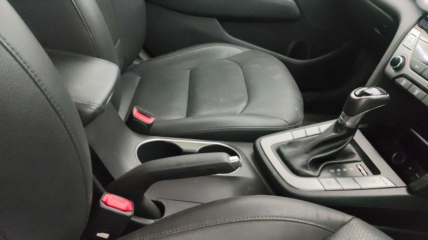 2017 Hyundai New Elantra 2.0 SX(O) AT PETROL, Petrol, Automatic, 93,662 km, Gear Lever