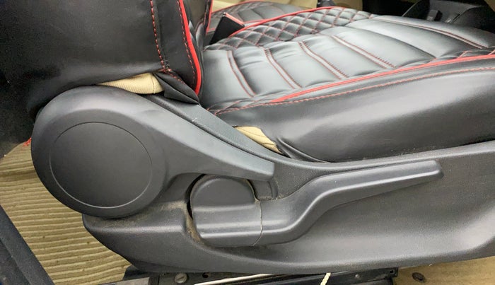 2019 Honda Amaze 1.2L I-VTEC S, Petrol, Manual, 84,778 km, Driver Side Adjustment Panel