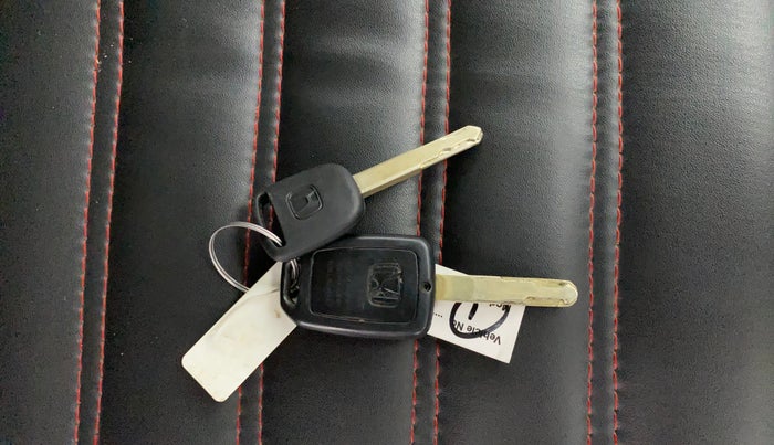 2019 Honda Amaze 1.2L I-VTEC S, Petrol, Manual, 84,778 km, Key Close Up