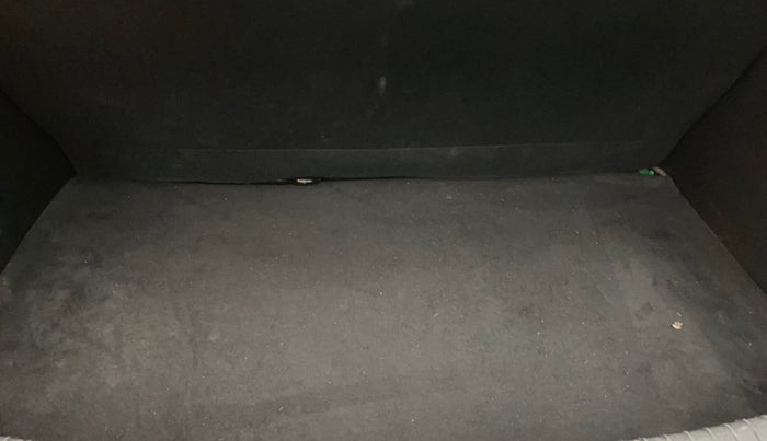 2016 Hyundai Grand i10 ASTA (O) 1.2 KAPPA VTVT, Petrol, Manual, 23,217 km, Boot Inside