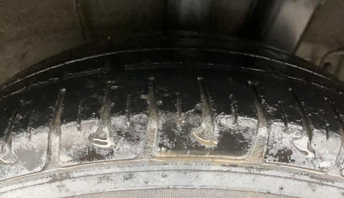 2016 Hyundai Grand i10 ASTA (O) 1.2 KAPPA VTVT, Petrol, Manual, 23,217 km, Left Rear Tyre Tread