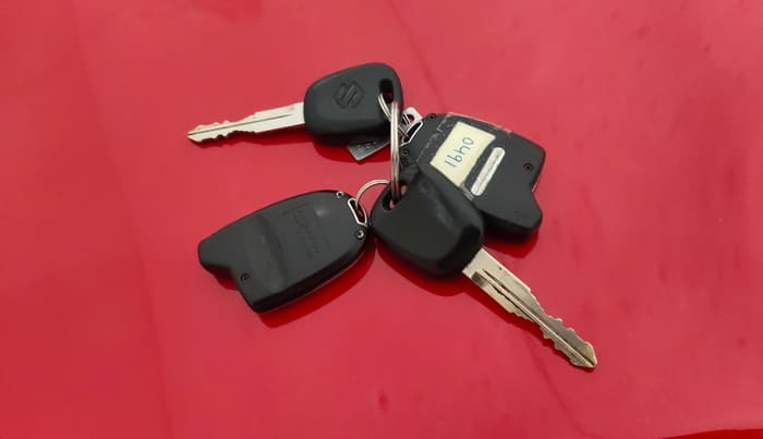 2017 Maruti Baleno SIGMA PETROL 1.2, Petrol, Manual, 75,143 km, Key Close Up