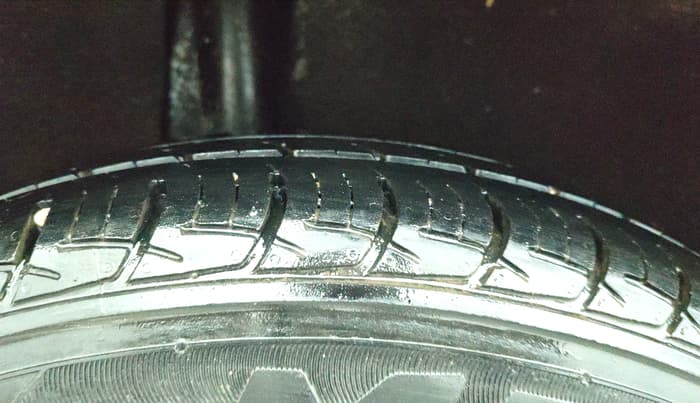 2017 Maruti Baleno SIGMA PETROL 1.2, Petrol, Manual, 75,143 km, Right Rear Tyre Tread